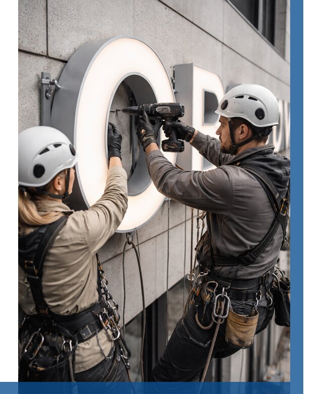 Монтаж световых букв в Кронштадте от 3130 р. под ключ ВЫСОТНИК-Крн